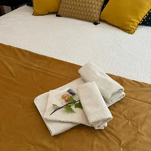 https://tavira-sea-view-yellow-apartment.hotelaalgarve.com
